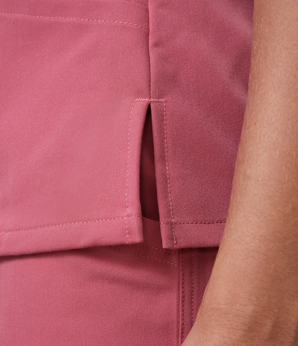 V Neck Crisscross Short Sleeve Front 2-Layered Pockets Split Hem Work Blouse